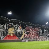 Le tifo du Gradin Nord lors de la rencontre des quarts de finale de la Coupe de Suisse de football entre FC Sion et BSC Young Boys le jeudi 29 fevrier 2024 au stade de Tourbillon a Sion. (KEYSTONE/Jean-Christophe Bott)